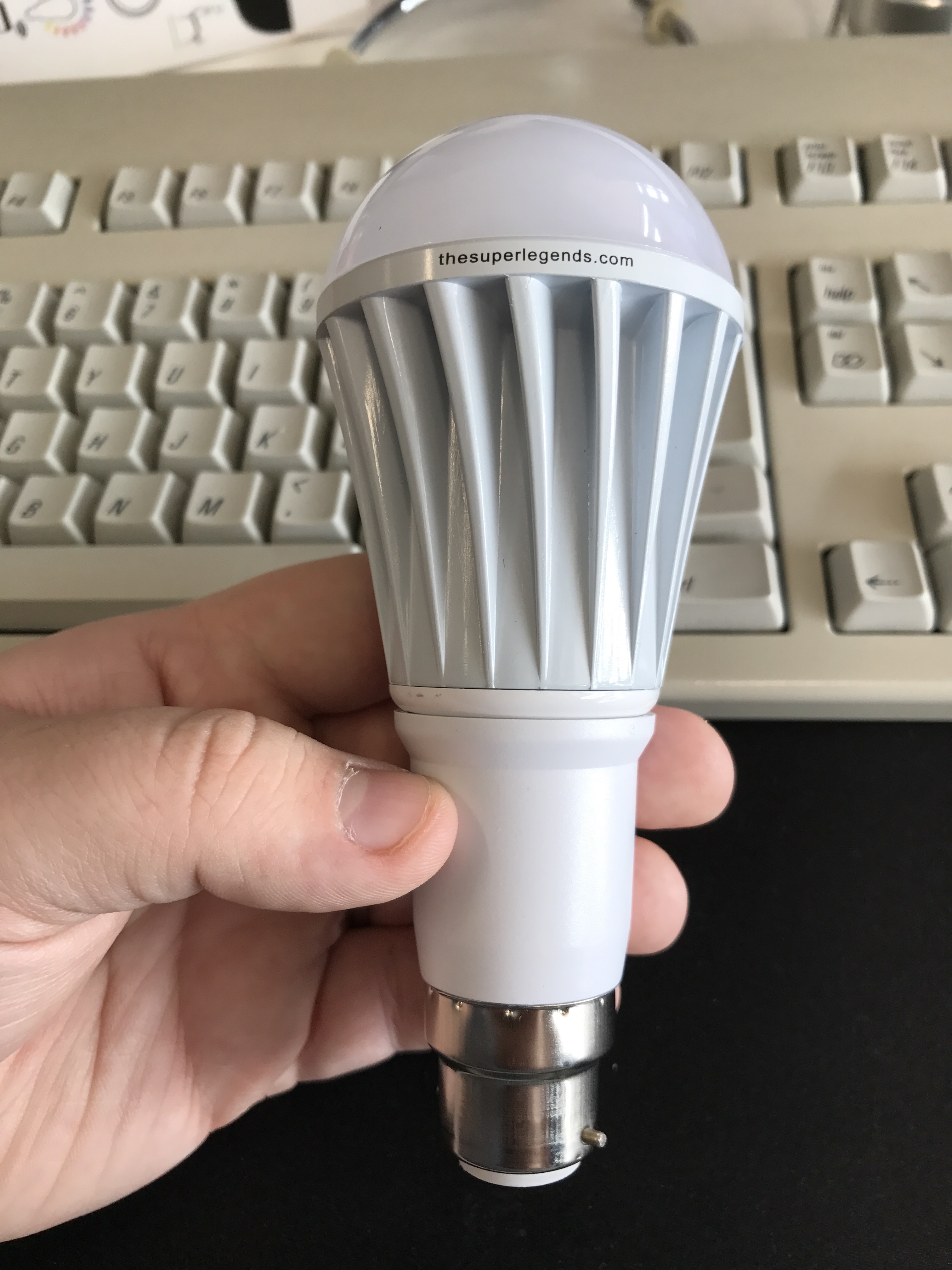 SuperLegends Bulb